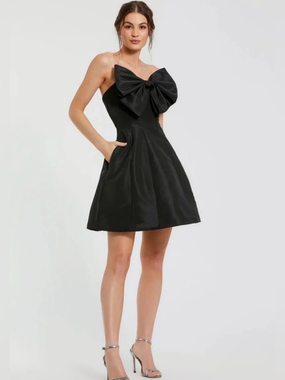 NWT MAC DUGGAL Dress
